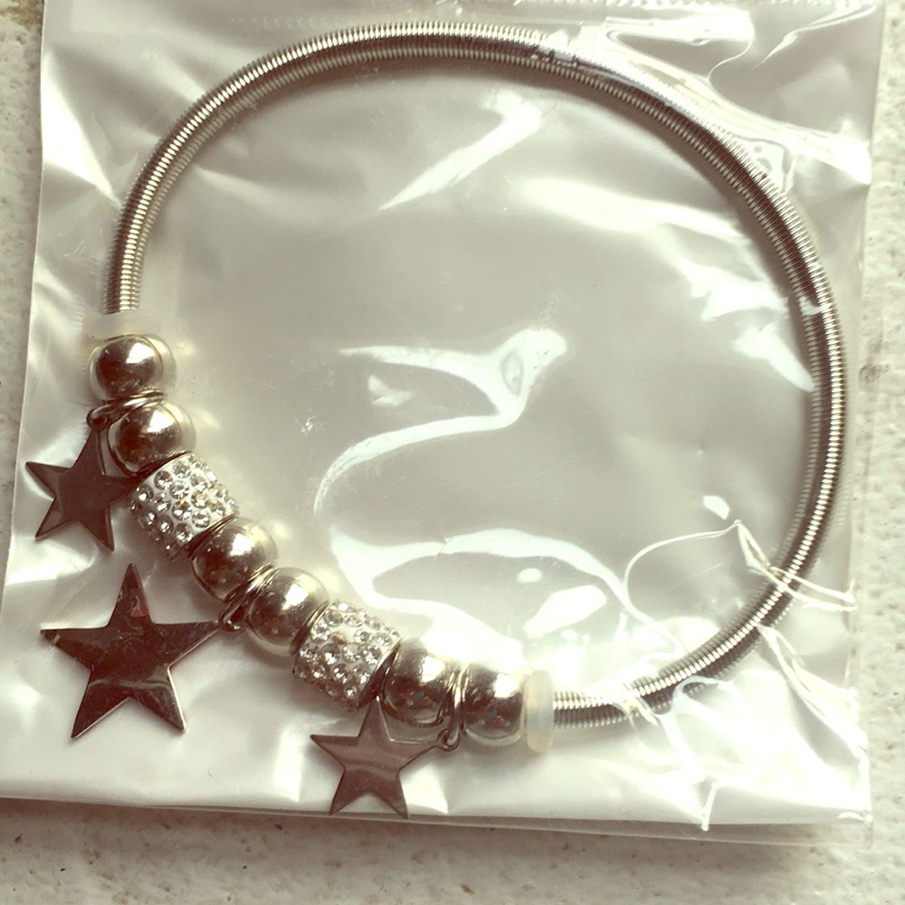 Star charm bracelet